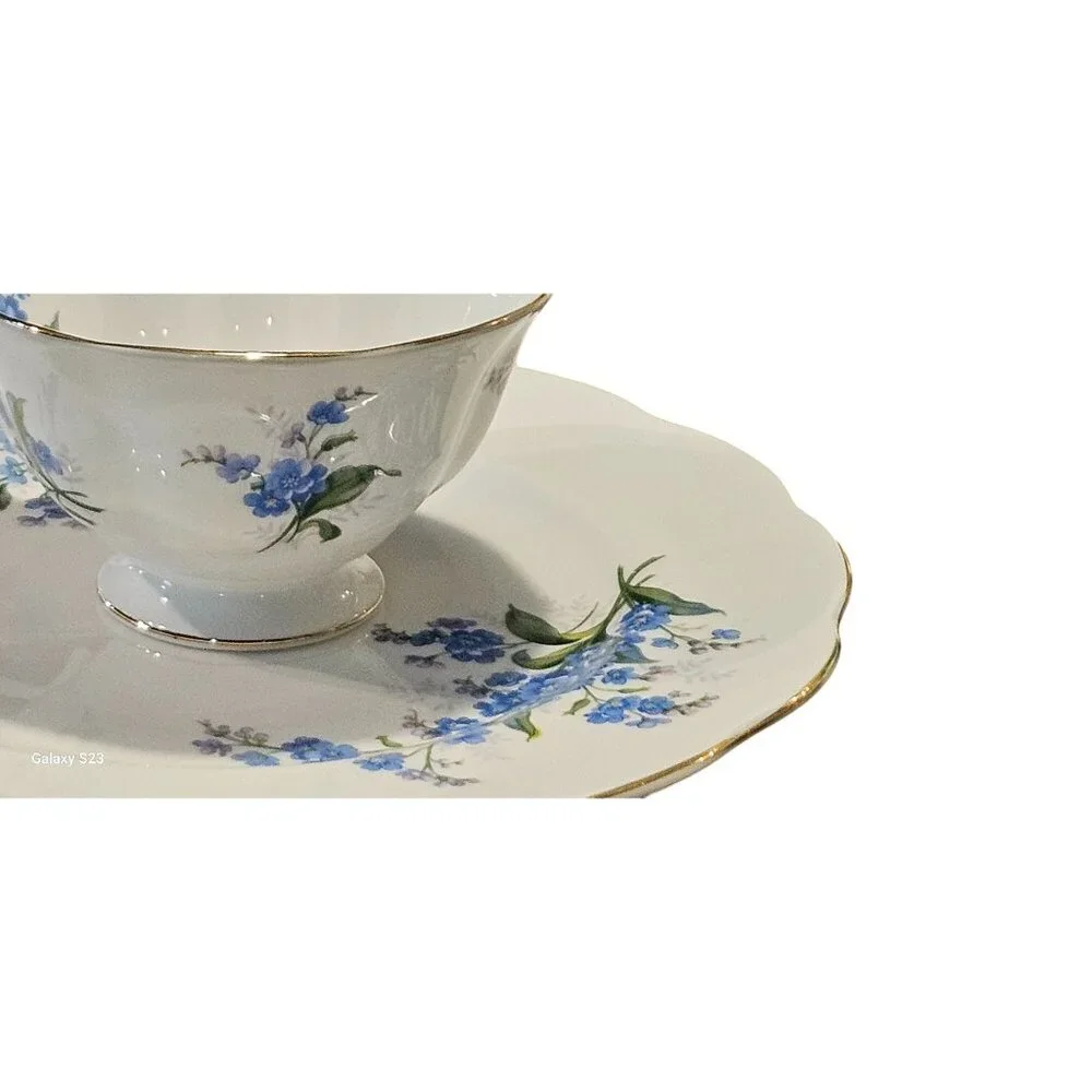 Teacup & Saucer Royal Albert Forget-Me-Not Bone China  Gold Trim‎ Floral Design
